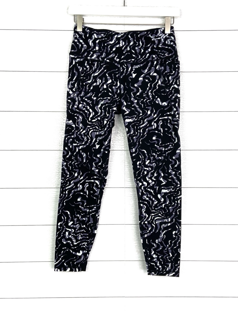SWEATY BETTY Power Leggings Black Printed Small Running Workout Gym Active Run